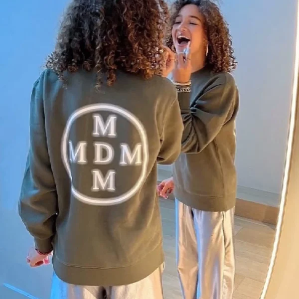 Dites bonjour à notre tout nouveau pull néon Maison de Monaco (1)